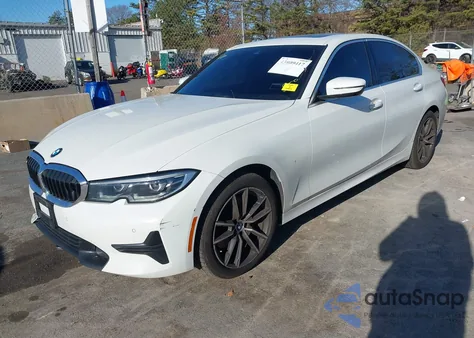 2020 BMW 330I xDrive z USA, uszkodzony, nr VIN 3MW5R7J06L8B13445